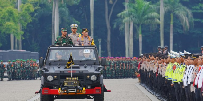 Kapolri Jenderal Listyo Sigit Prabowo dan Panglima TNI Jenderal Agus Subiyanto. (Dok. Humas Polri)